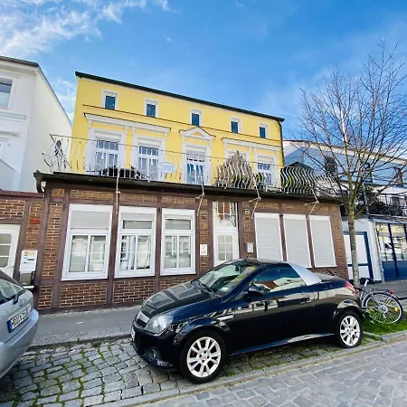 Beach, Ca 150 M Zum *