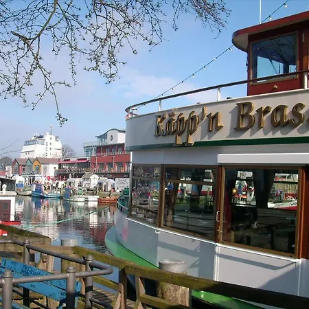 Beach, Ca 150 M Zum Apartment